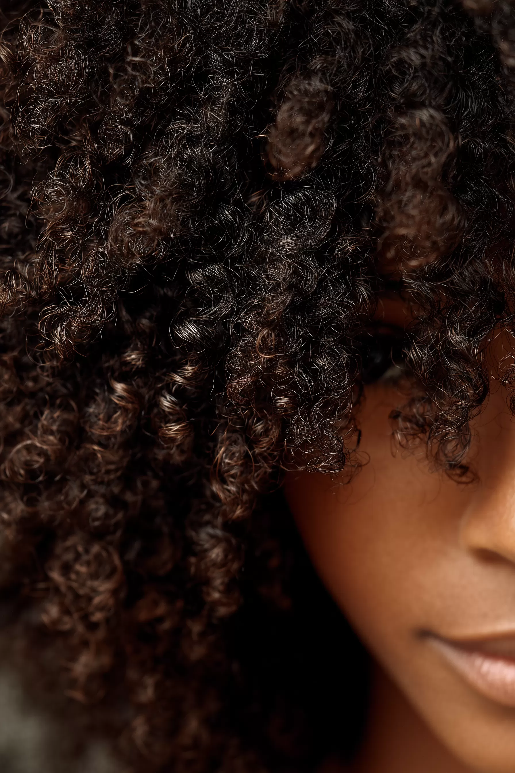Length Retention for Type 4 Curly Girls: How to Get Past the Growth Plateau