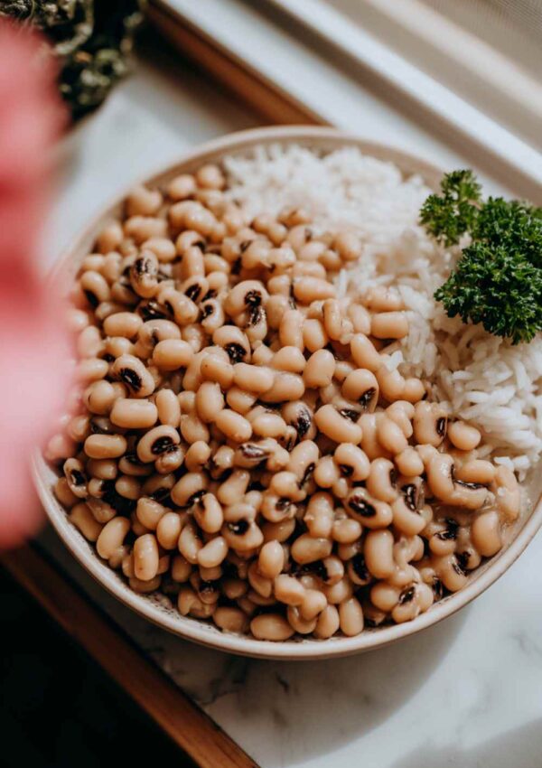 Easy Vegetarian Black-Eyed Peas Recipe – A Hearty, Healthy Side Dish (Meat-Free!)